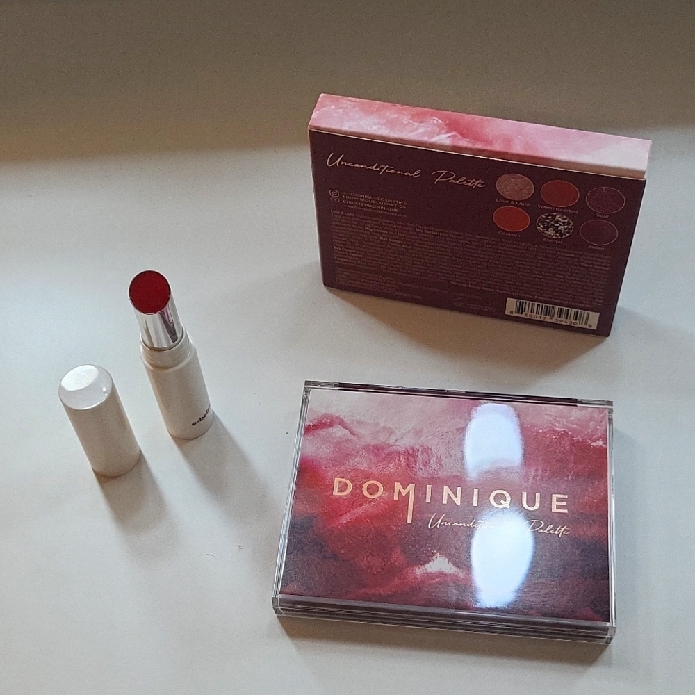 Eyeshadow pallette and lip balm duo